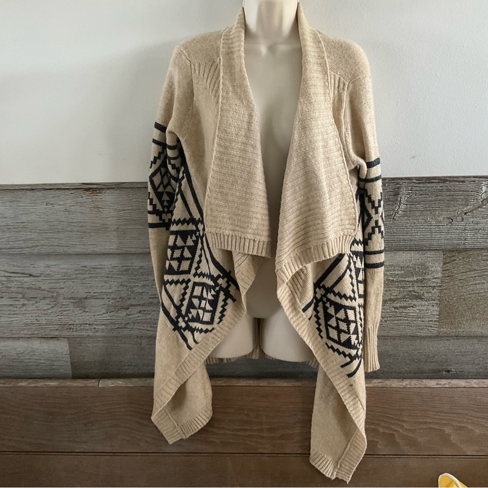 Akira Chicago Black Label Angora/Wool blend cardigan size S (H1)